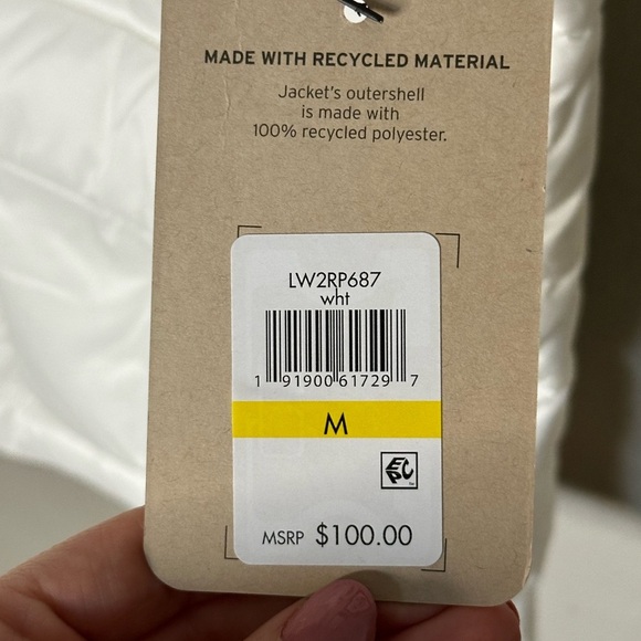 NWT Levi’s White Puffer Vest Medium - Picture 5 of 6